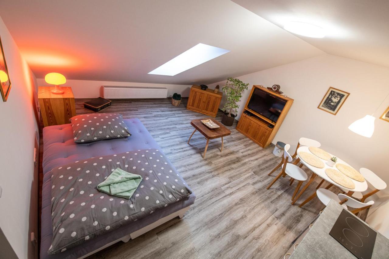 Apartman U Krizku Jihlava Eksteriør billede