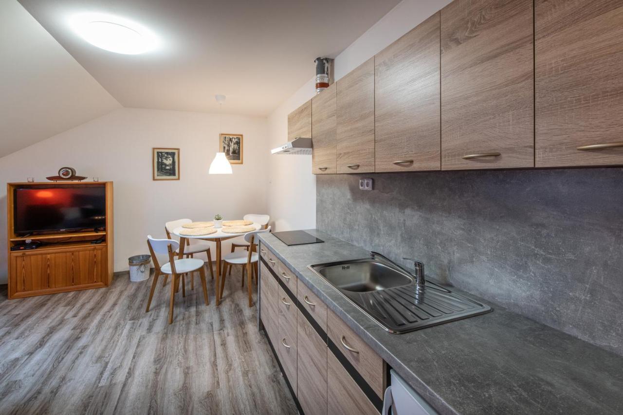 Apartman U Krizku Jihlava Eksteriør billede